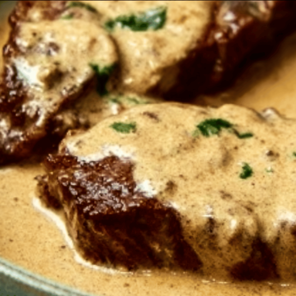 Juicy Steak with Creamy Garlic Sauce